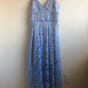 Blue lace midi dress w cream lining